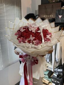 Bucket bunga satin